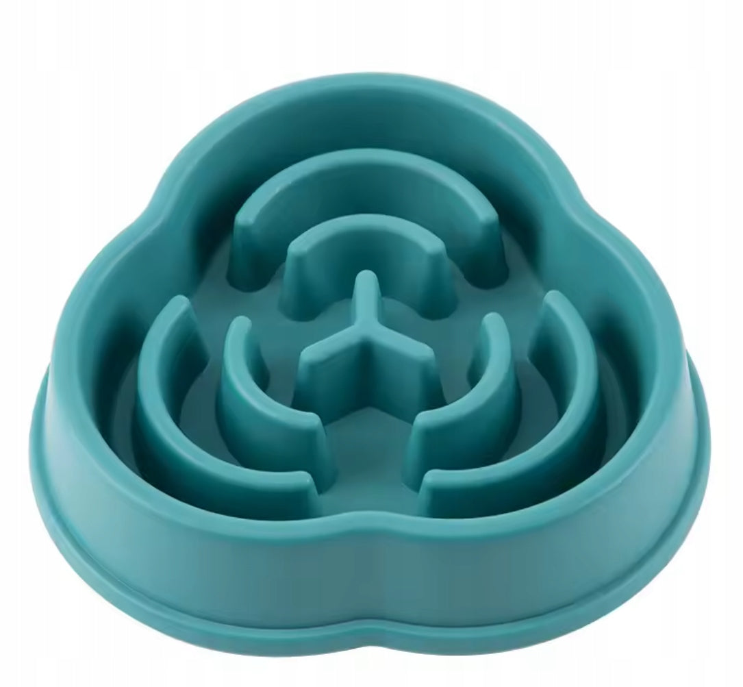 LARGE FOOD SLOWING BOWL WITH PET DOG CAT COMPARTMENTS