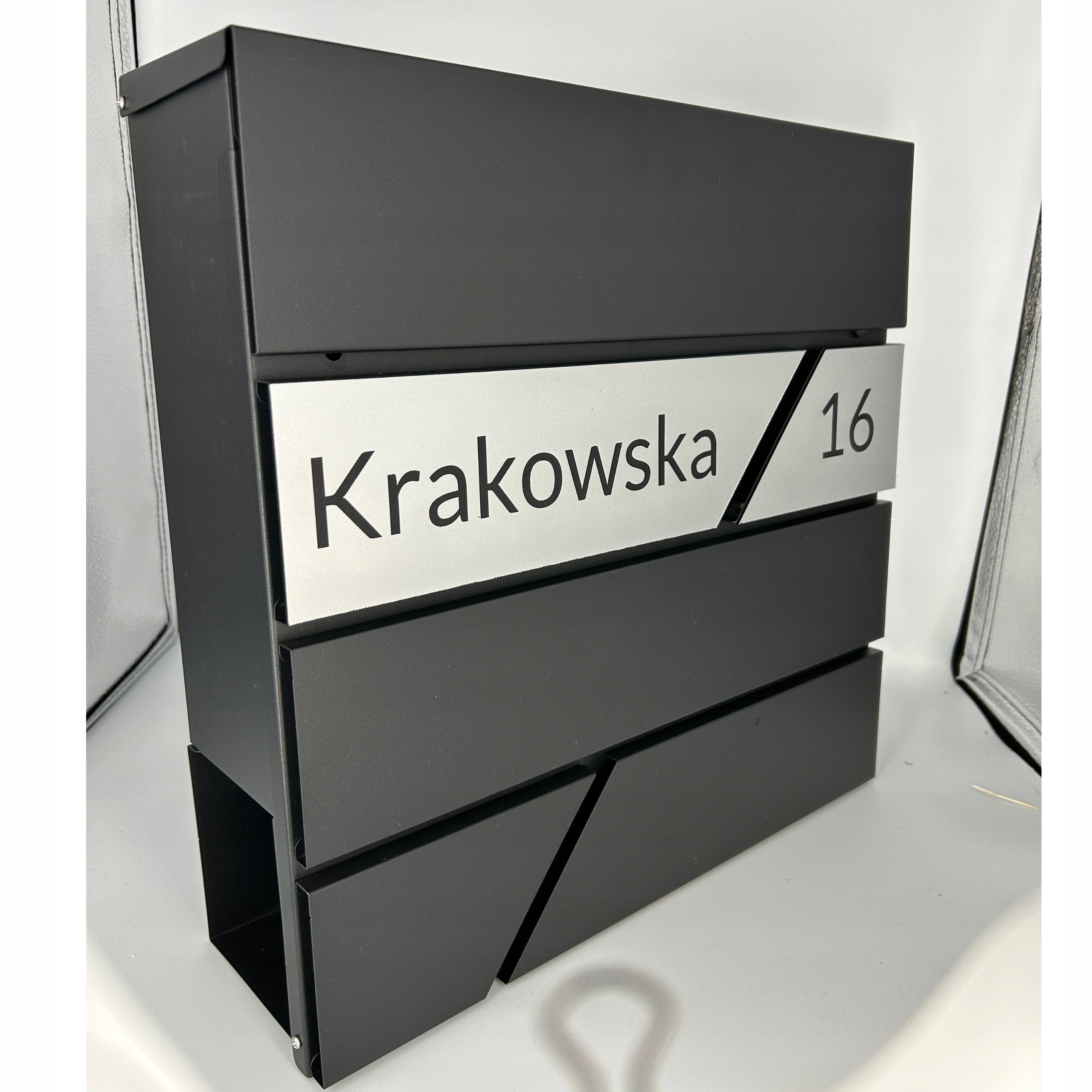 LARGE LETTERBOX WITH ADDRESS HOUSE NUMBER ANTHRACITE MAIL ENGRAVED Product height 36.7 cm