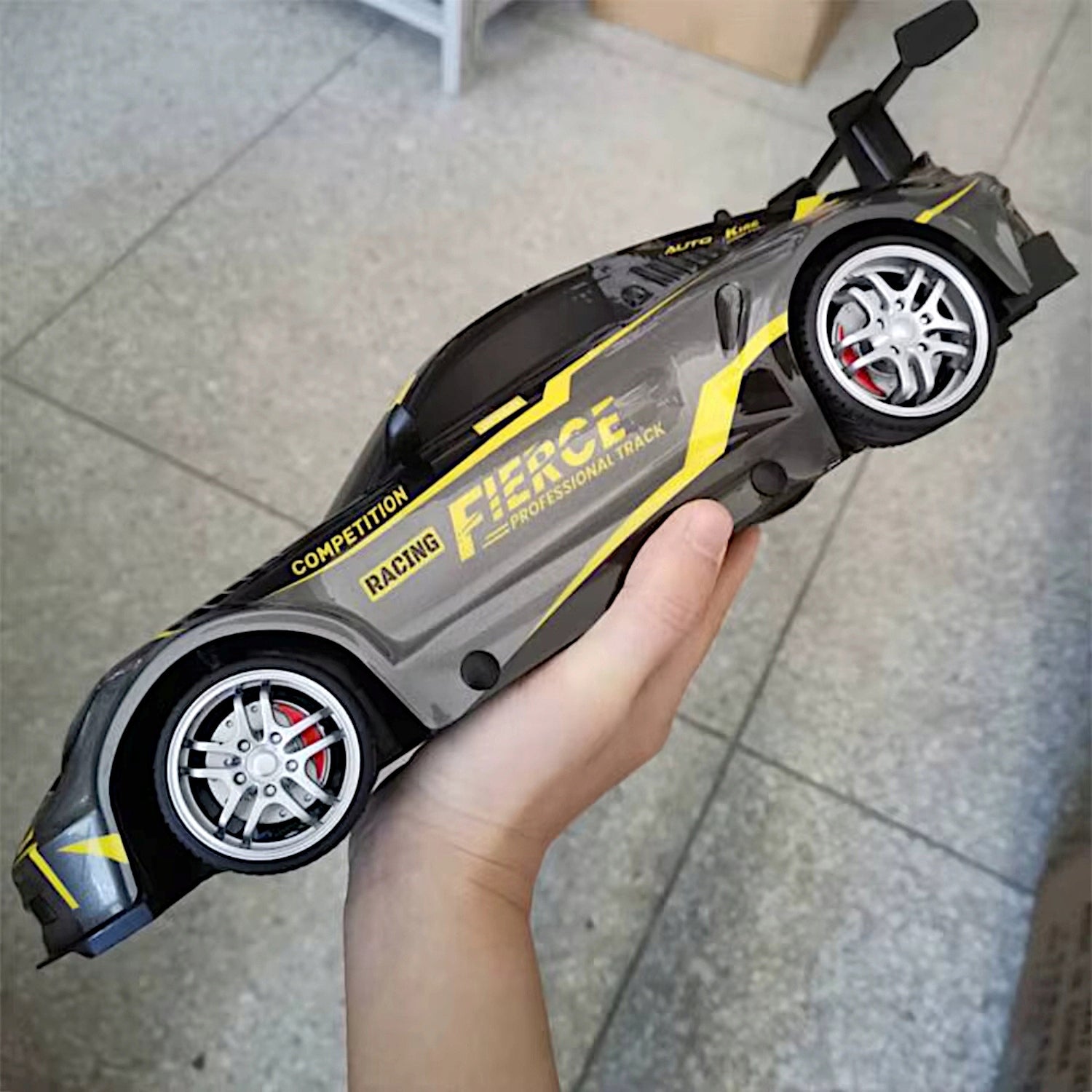 LARGE REMOTE CONTROLLED CAR AUTO RACING DRIFT RC REMOTE CONTROL LED Manufacturer code GH4589