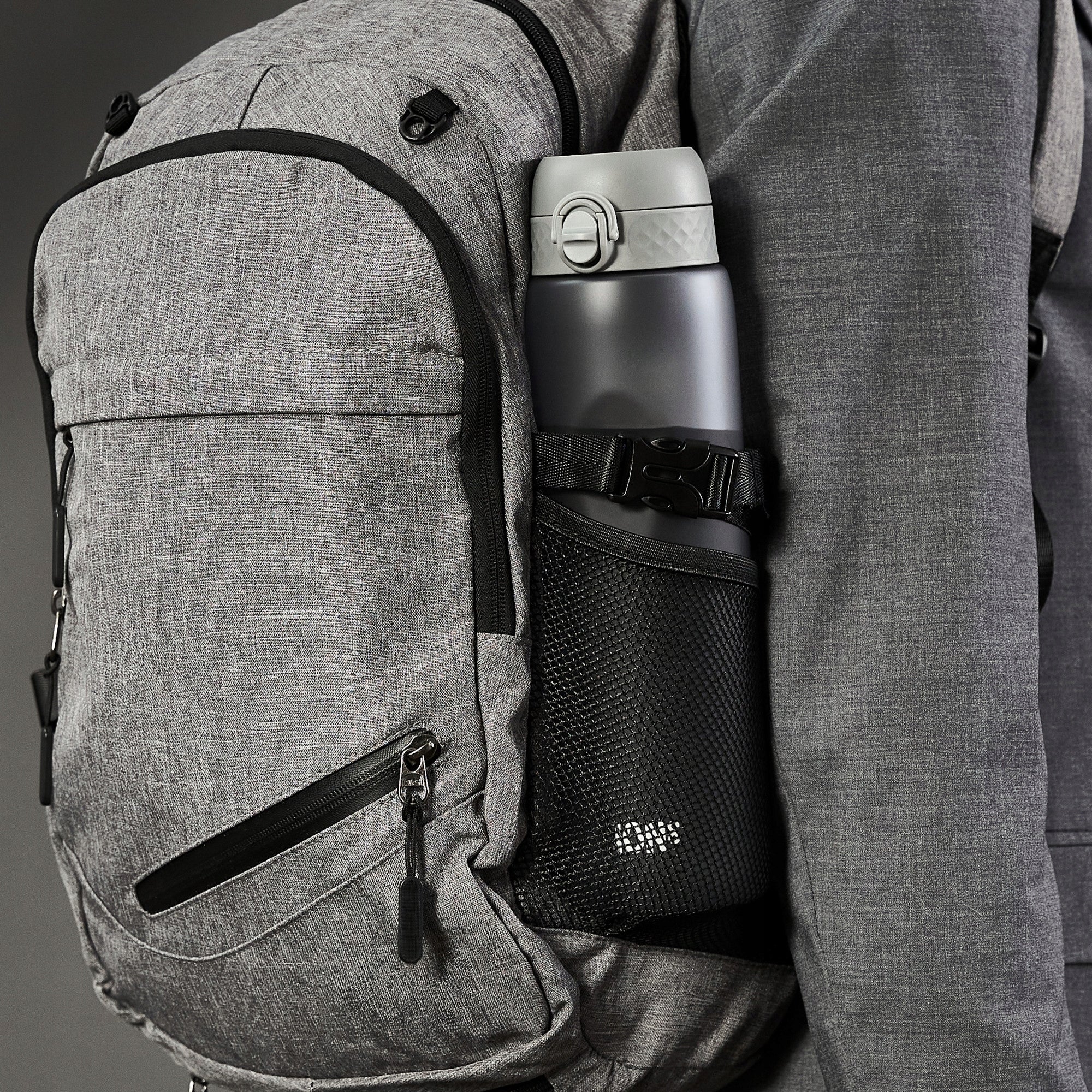 LARGE WATER BOTTLE -ATEST PZH- GREY SPORTS GYM TRAINING ION8 1 LITER Color gray