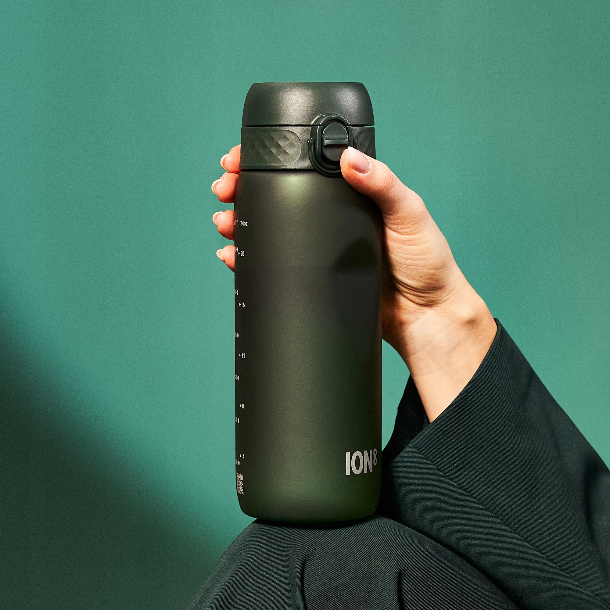 LARGE WATER BOTTLE -ATEST PZH- SPORT TRAINING GYM PROFILED ION8 0,75 L 750ml Packaging status original