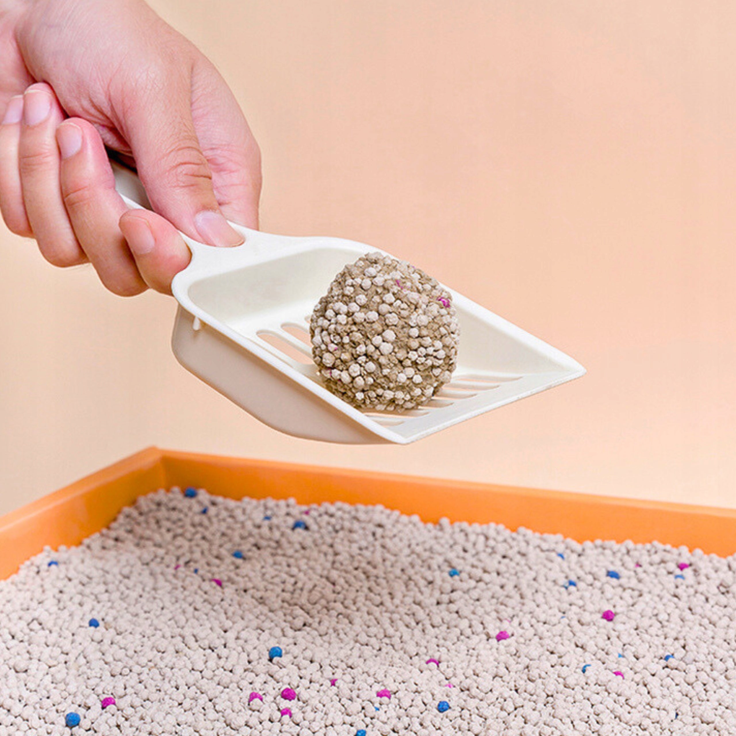 LAVENDER BENTONITE LITTER FOR CAT 20L CLUMPING NATURAL DUST-FREE Trade name ŻWIREK BENTONITOWY LAWENDOWY DLA KOTA 20L