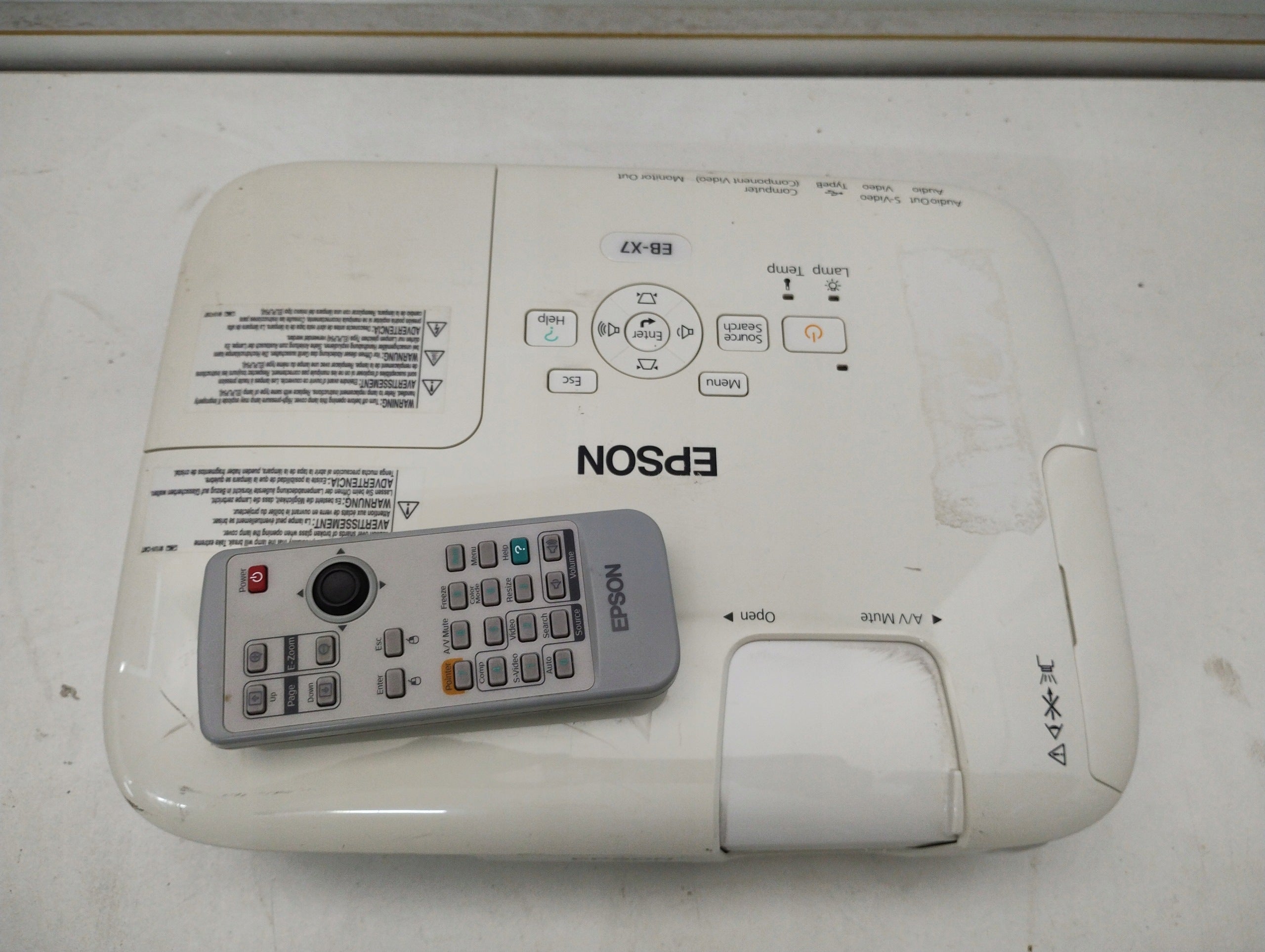 LCD projector Epson EB-X7 white 2775 h Opportunity Brand Epson