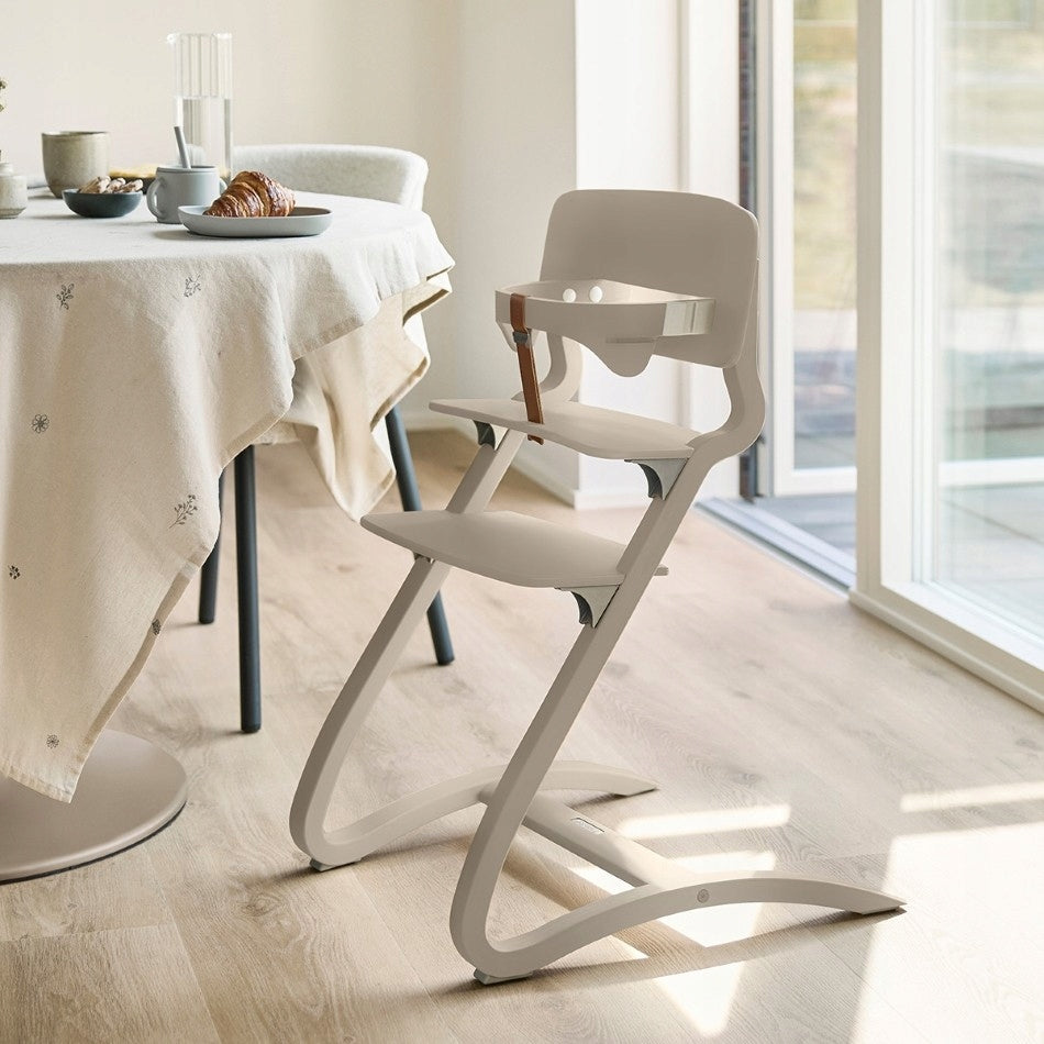 LEANDER - high chair Louie Beech Cappuccino Packaging status original