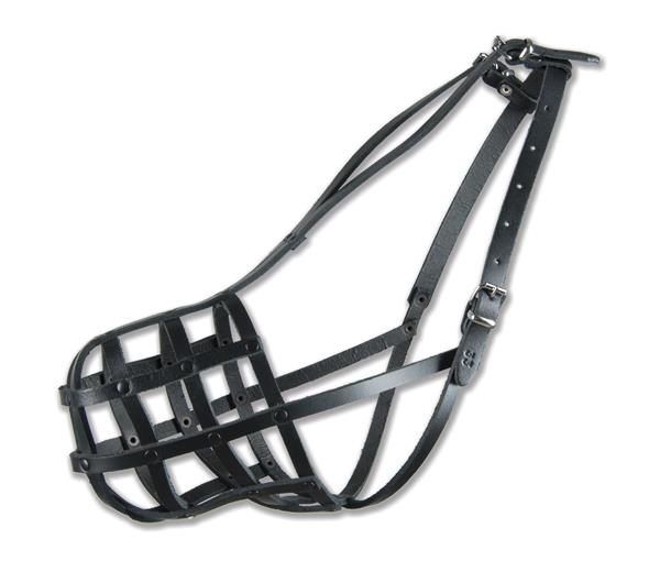 LEATHER muzzle ROTTWEILER MEDIUM RIVETED Dino nr.33 EAN (GTIN) 5908279713100