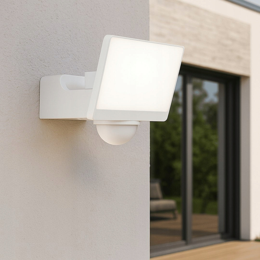 LED floodlight 30W 4000K 2000lm PIR motion sensor white IP54 DAVOS Milagro Packaging status original