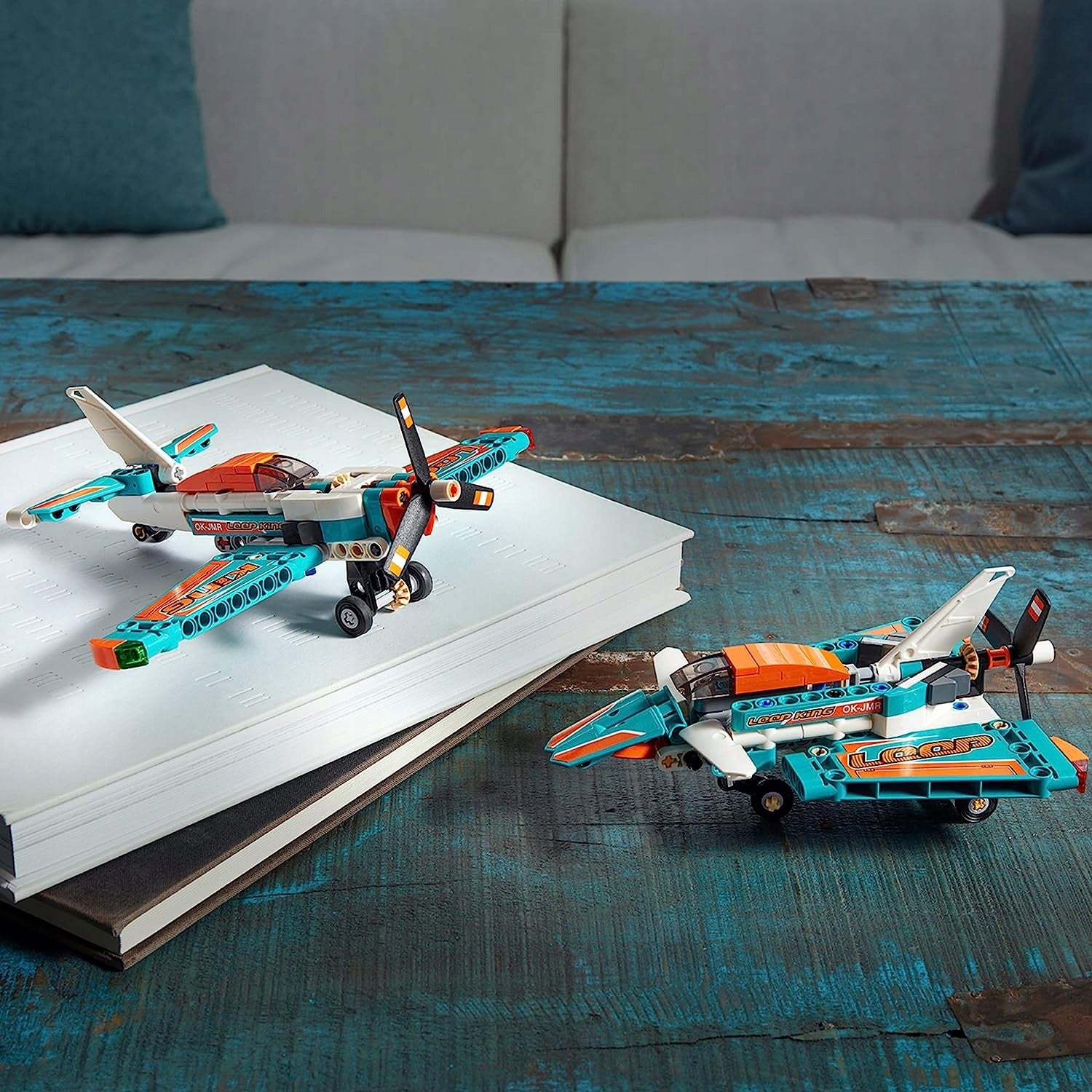 LEGO 42117 TECHNIC - RACING AIRCRAFT Product number 42117