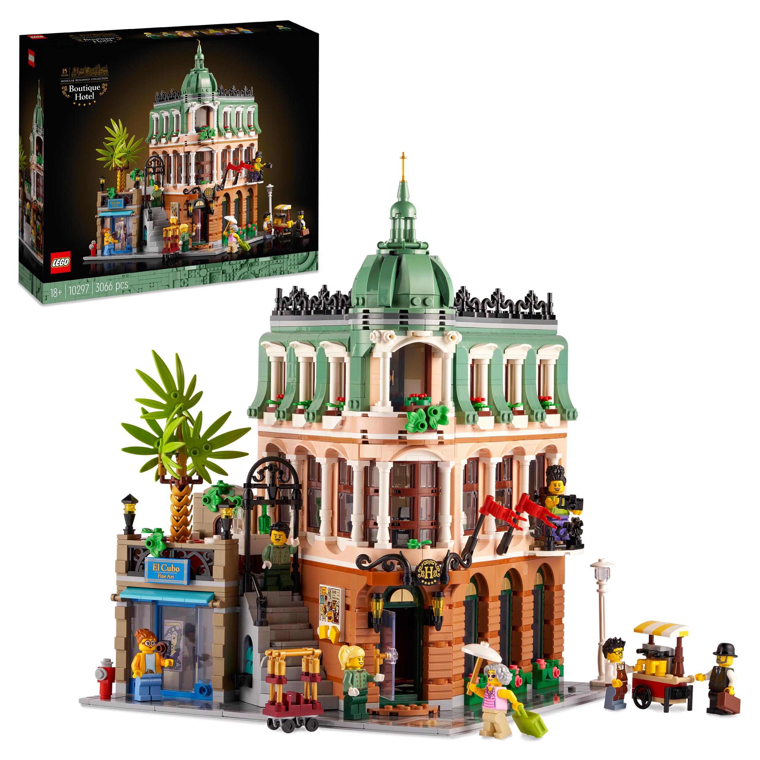 LEGO ICONS 10297 Boutique hotel