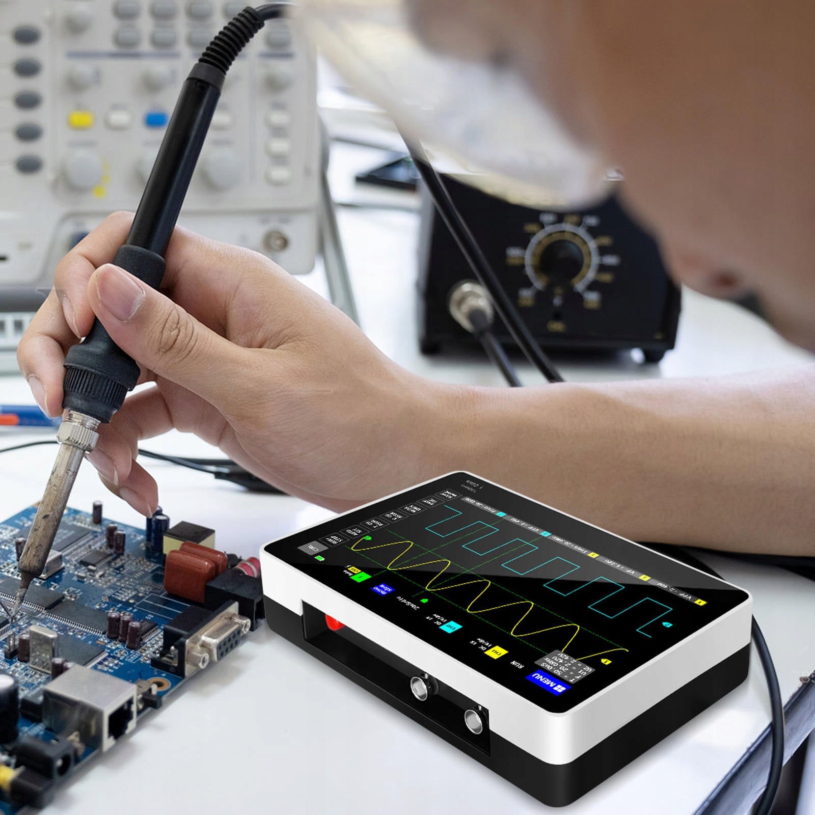 LEKKI OSCYLOSKOP PRZENOŚNY DO TESTOWANIA SAMOCHODOWEGO I ELEKTRONICZNEGO Manufacturer code 4894981991381
