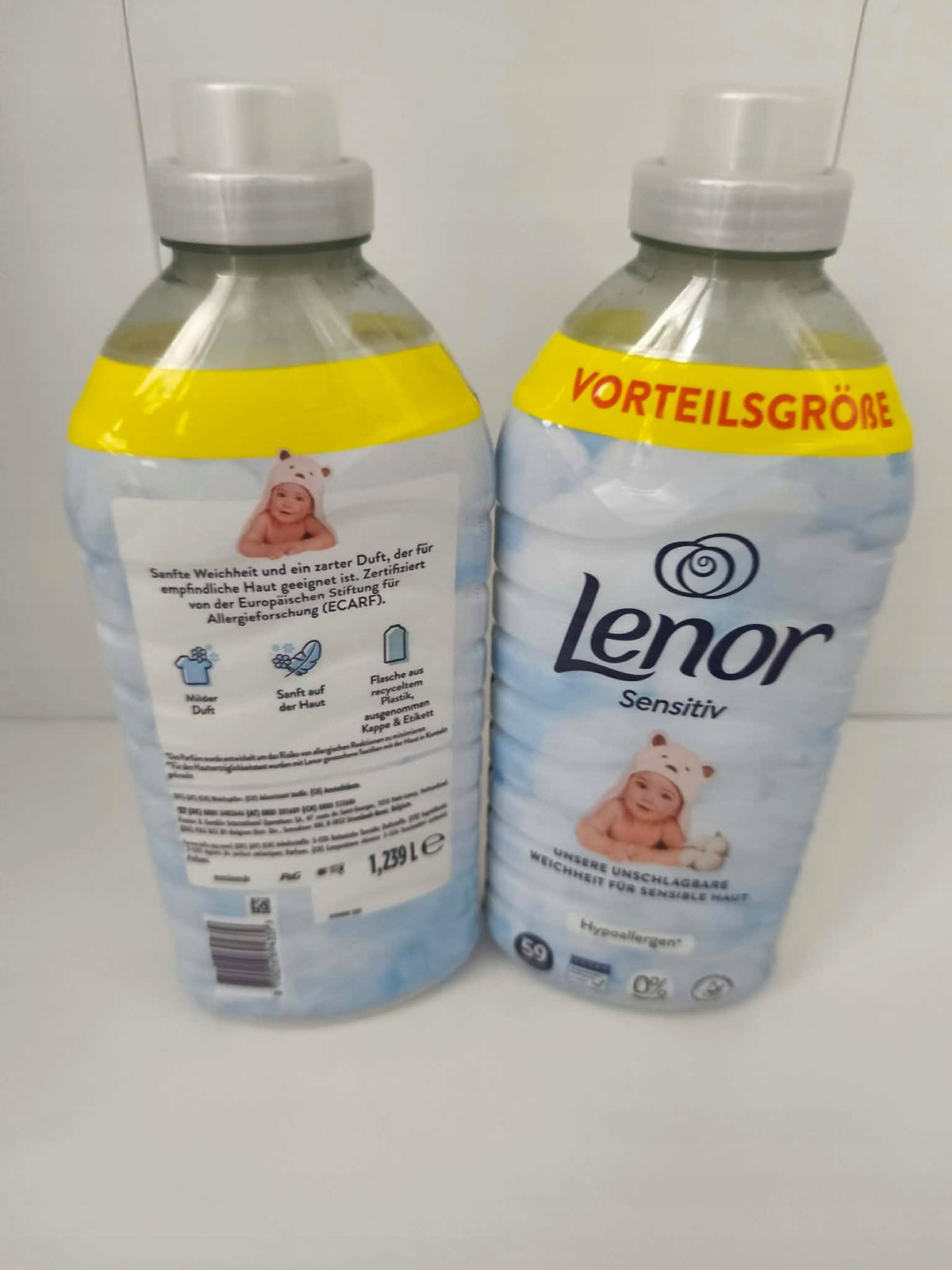 LENOR SOFTENER 2× 1,23 L – MULTIPACK Manufacturer code 8700216694339