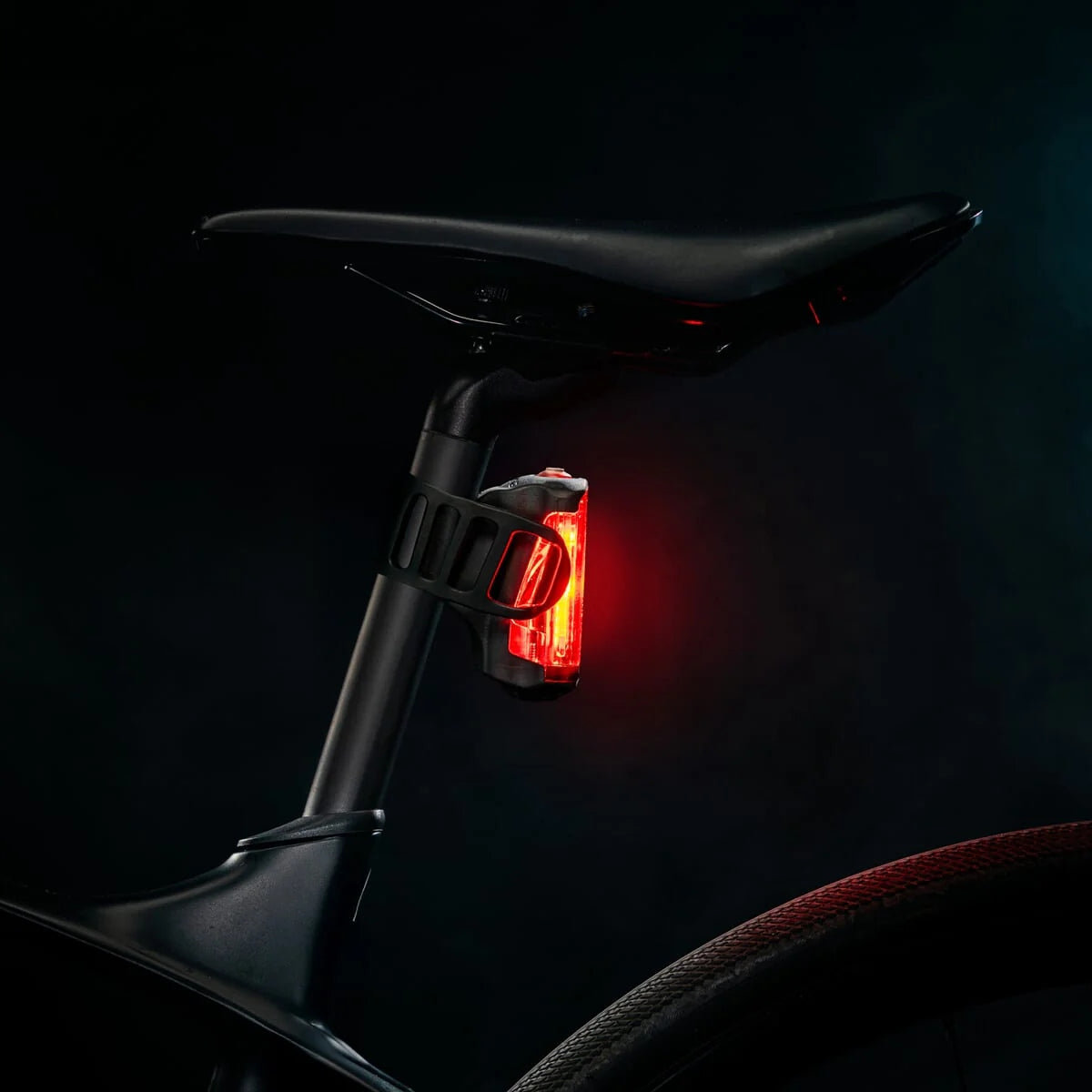 LEZYNE RADAR DRIVE REAR BLACK (1-LED-43R-V104) Kind rear-facing