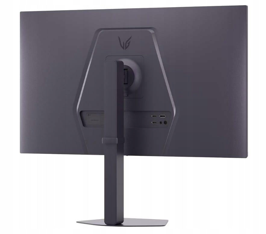 LG UltraGear 32G620B-B - 31.5" QHD 200Hz IPS Monitor | HDR10, Pivot Brand LG