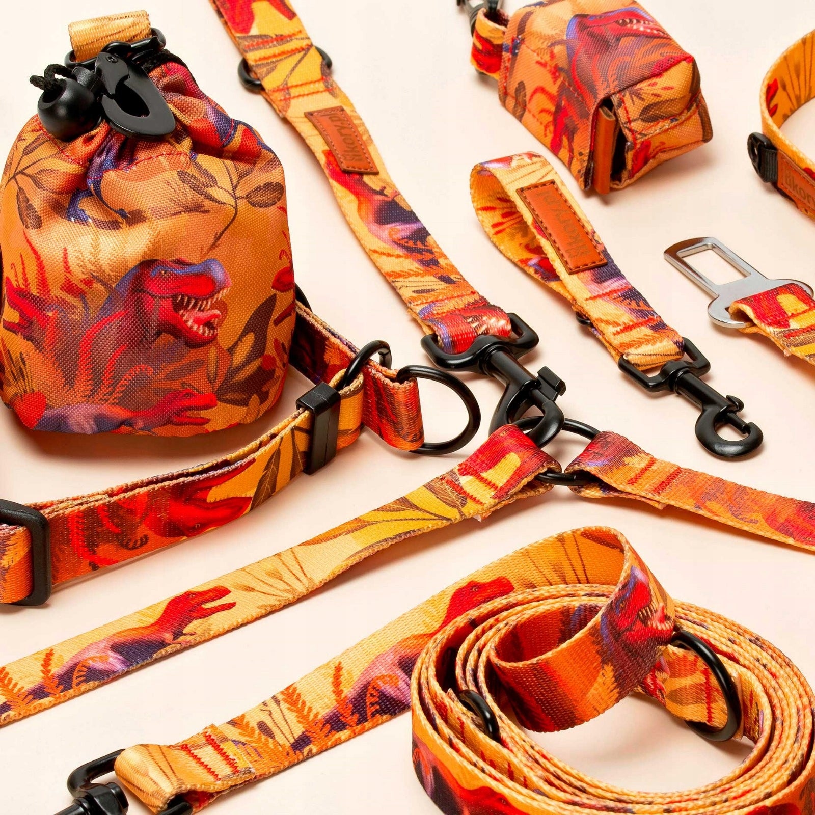 LIGHTWEIGHT pressure-free harness for big dog L 30 mm Ukory ORANGE dino Size L