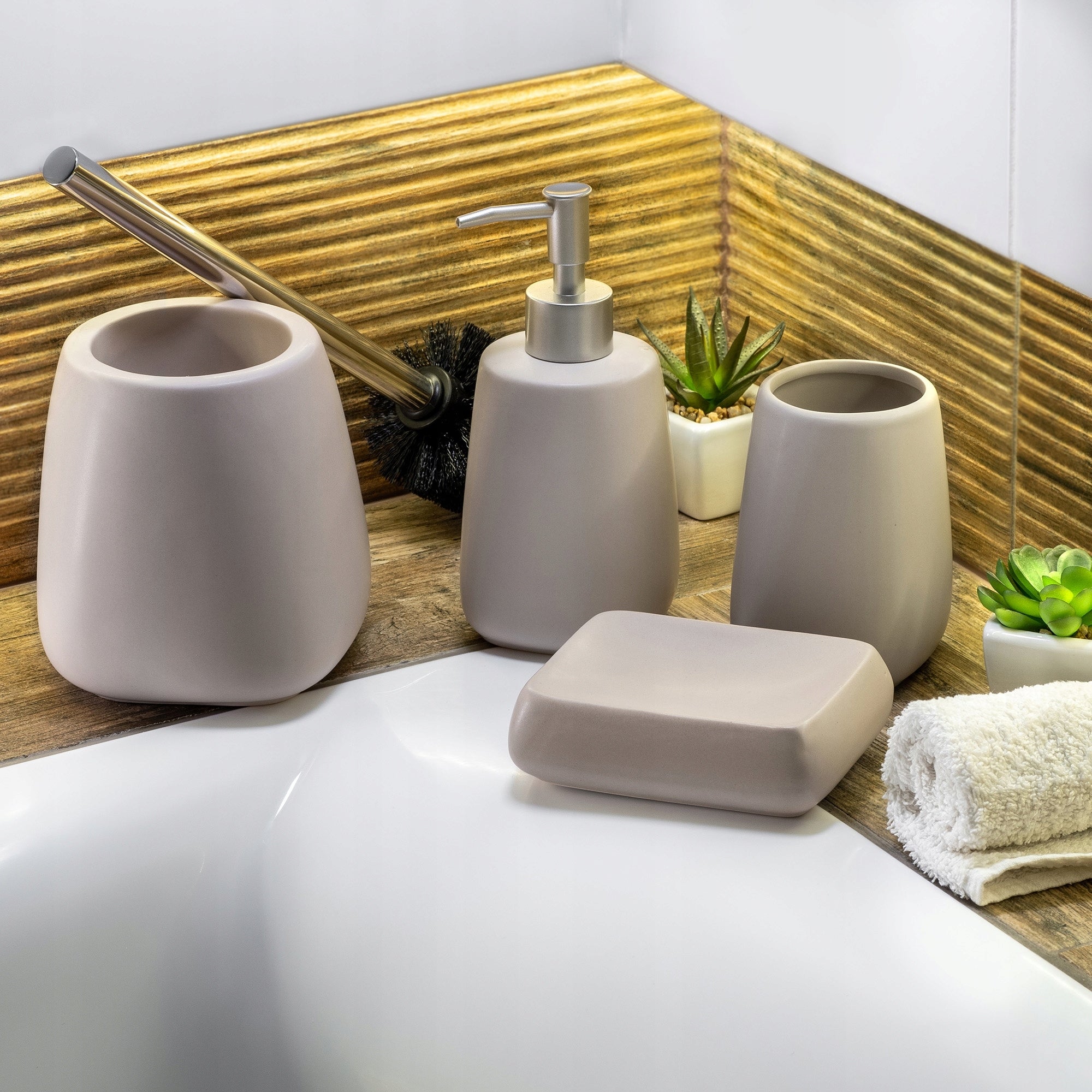 LIQUID SOAP DISPENSER LIQUID SOAP 400ml CERAMIC CONTAINER BEIGE Manufacturer code K1760