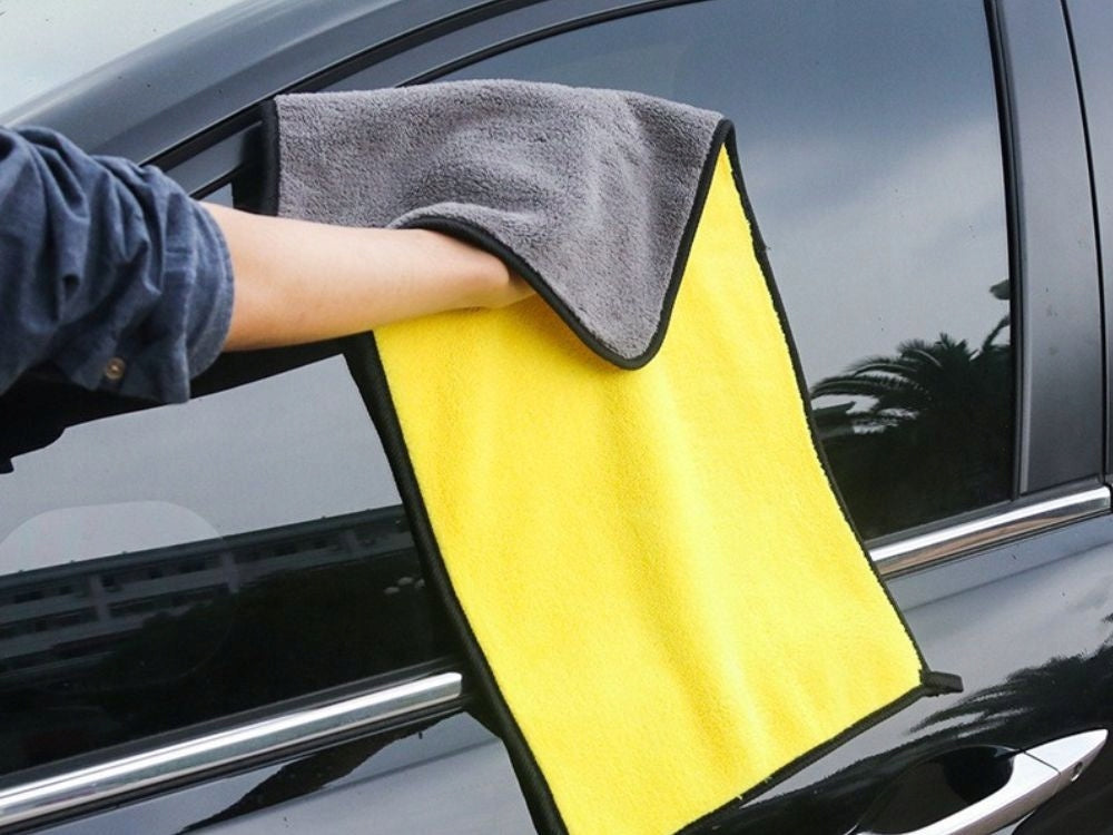 Large microfiber cloth for car universal glass 60x90 cm absorbent Manufacturer code Ścierka MIKROFIBRA do auta samochodu