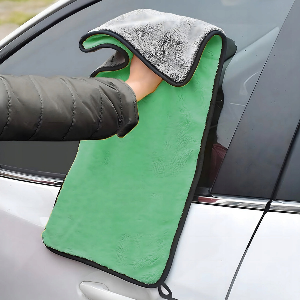 Large microfiber towel for drying the car 800 GSM 60x120 (green) Packaging status original