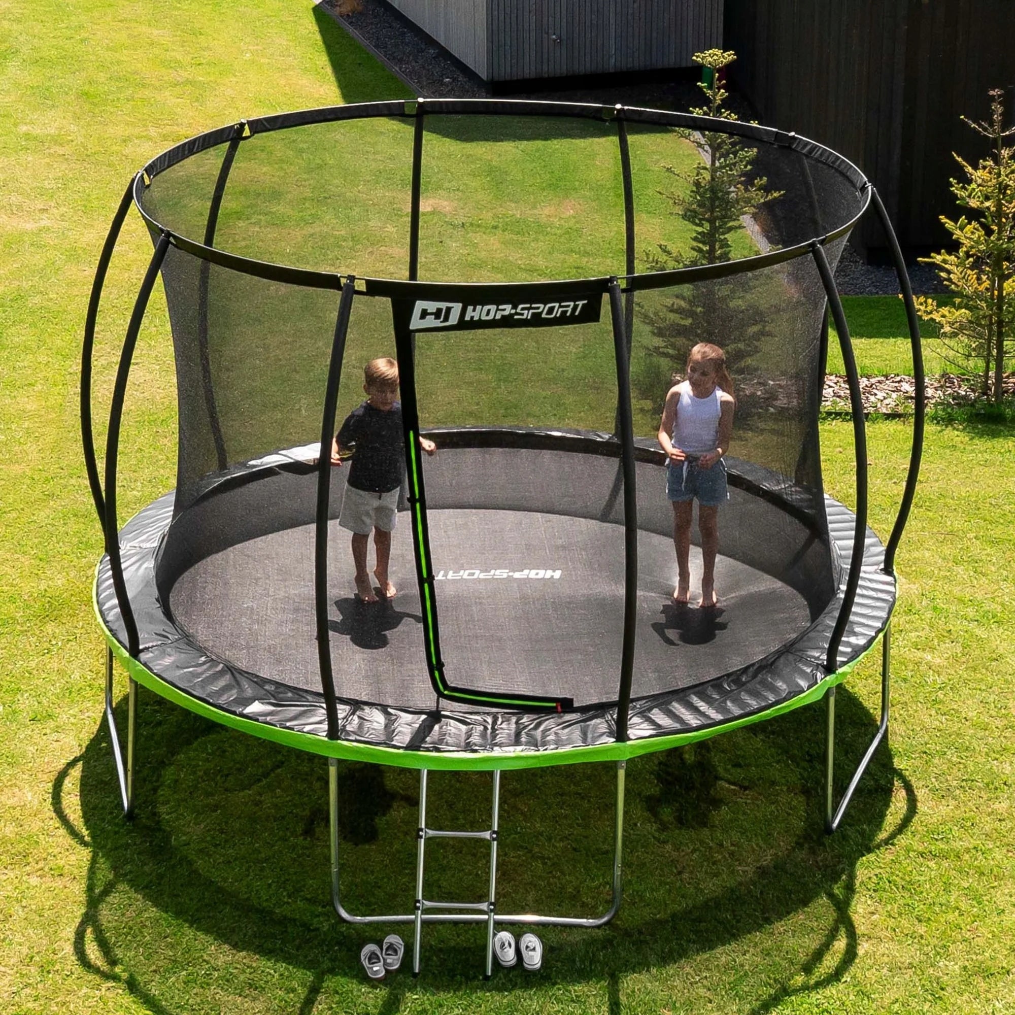 Large trampoline for children 12ft garden 366cm pumpkin ladder sturdy Size (ft) 12 (365-374 cm)