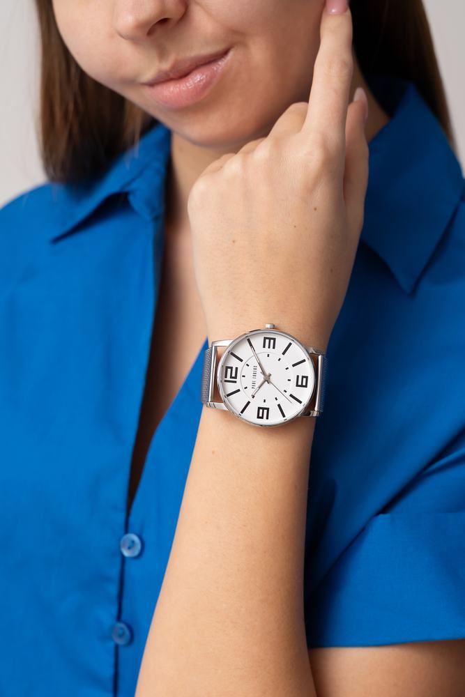 Large women's watch Paul Lorens DEBBY - clear dial with numbers + ENGRAVING Batteries included yes