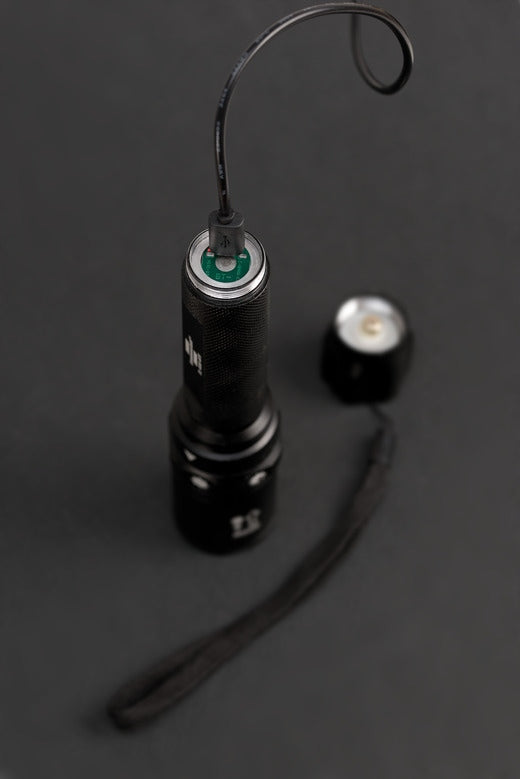 Brennenstuhl Taschenlampe LuxPremium 3,7V / 2Ah 430lm IP44CREE LED 