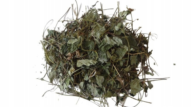 Leaf Strawberries Whole Dried Green Treat For Rabbits Rodents 500g Packaging status original