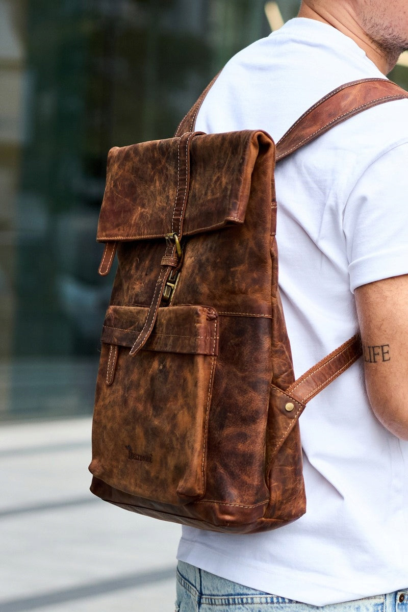 Leather laptop backpack 15,6 business large A4 roomy brown Beltimore Brand Beltimore
