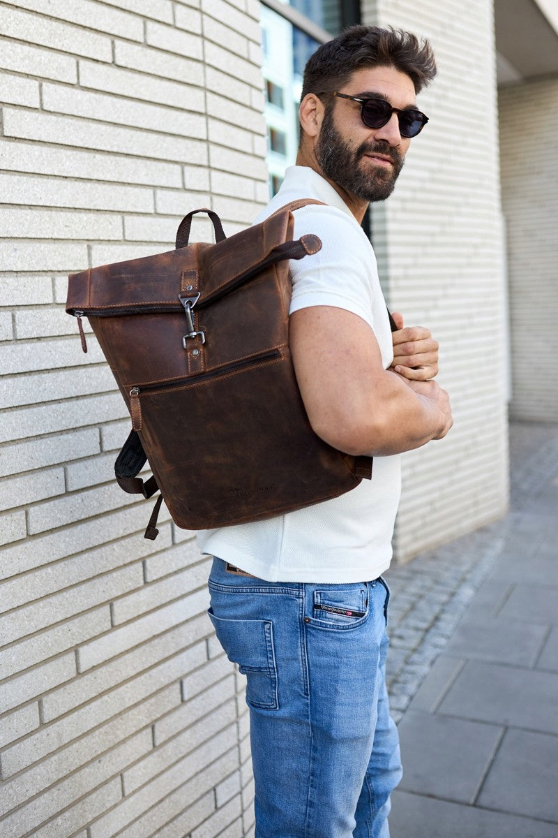 Leather laptop backpack 15,6 business large A4 roomy brown premium Brand Beltimore