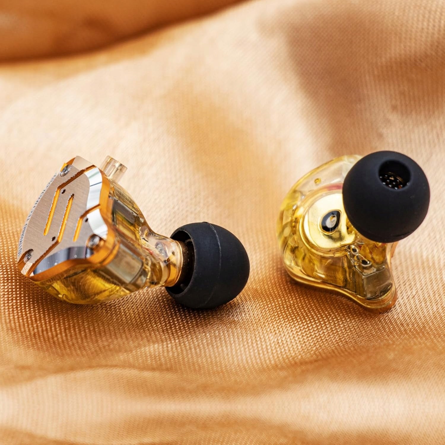 Linsoul KZ ZS10 Pro 4BA+1DD IEM 2pin HiFi Gold Packaging status original