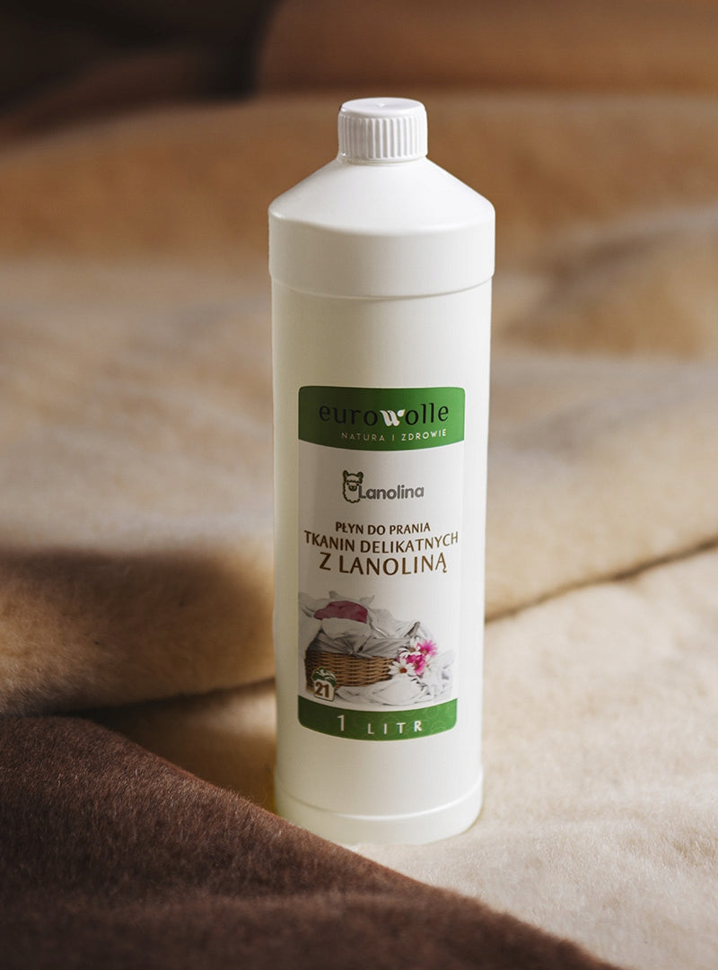 Liquid for Washing Delicate Fabrics with LANOLINA EUROWOLLE