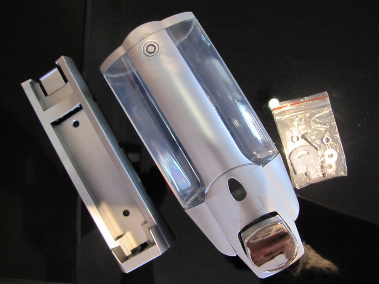 Liquid soap dispenser WALL MOUNTED 380 ml EAN (GTIN) 5906036400461