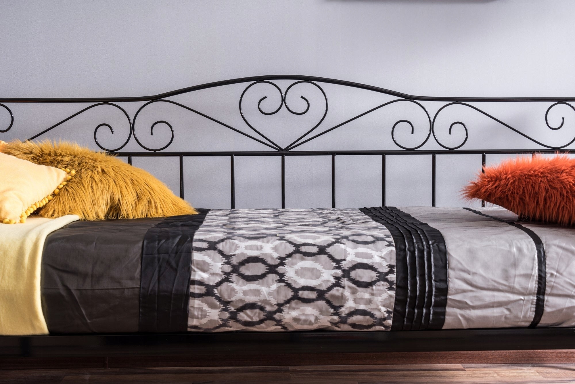 Bett Signal Meble Burma schwarz, 90x200 cm 