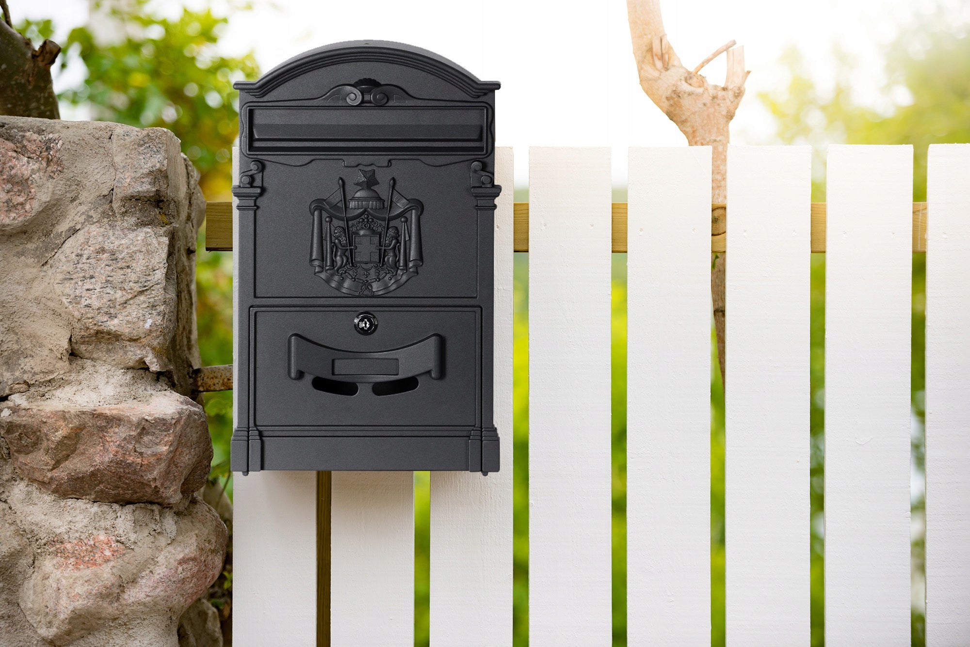 MAILBOX FOR LETTERS RUSTIC RETRO VINTAGE BLACK STEEL Manufacturer code 5902340321300