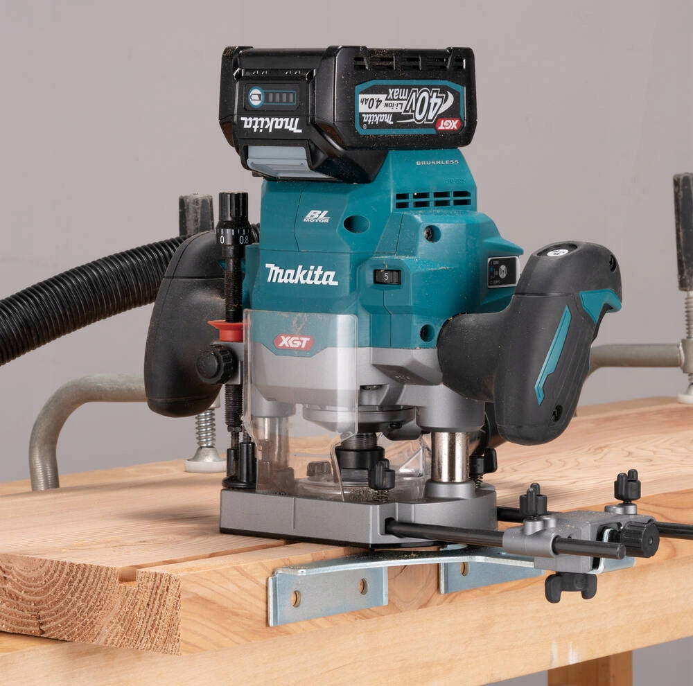 MAKITA Cordless spindle milling machine 12mm 40V XGT RP001GZ Makita Brand Makita