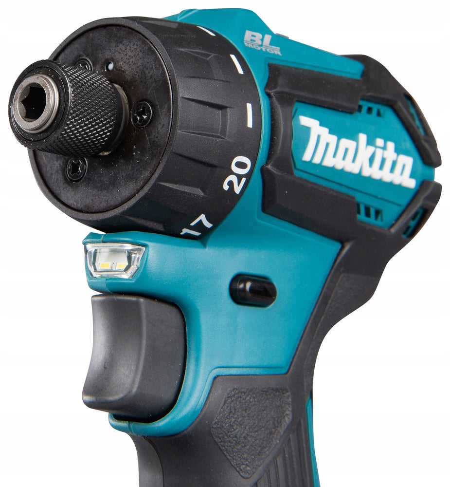 MAKITA DDF083RFJ SCREWDRIVER 18V 2x3.0Ah MAKPAC Manufacturer code DDF083RFJ
