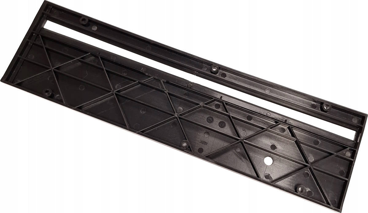 MAKITA TABLE INSERT FOR CHAINSAW 2712 JM27100148 EAN (GTIN) 087465546656