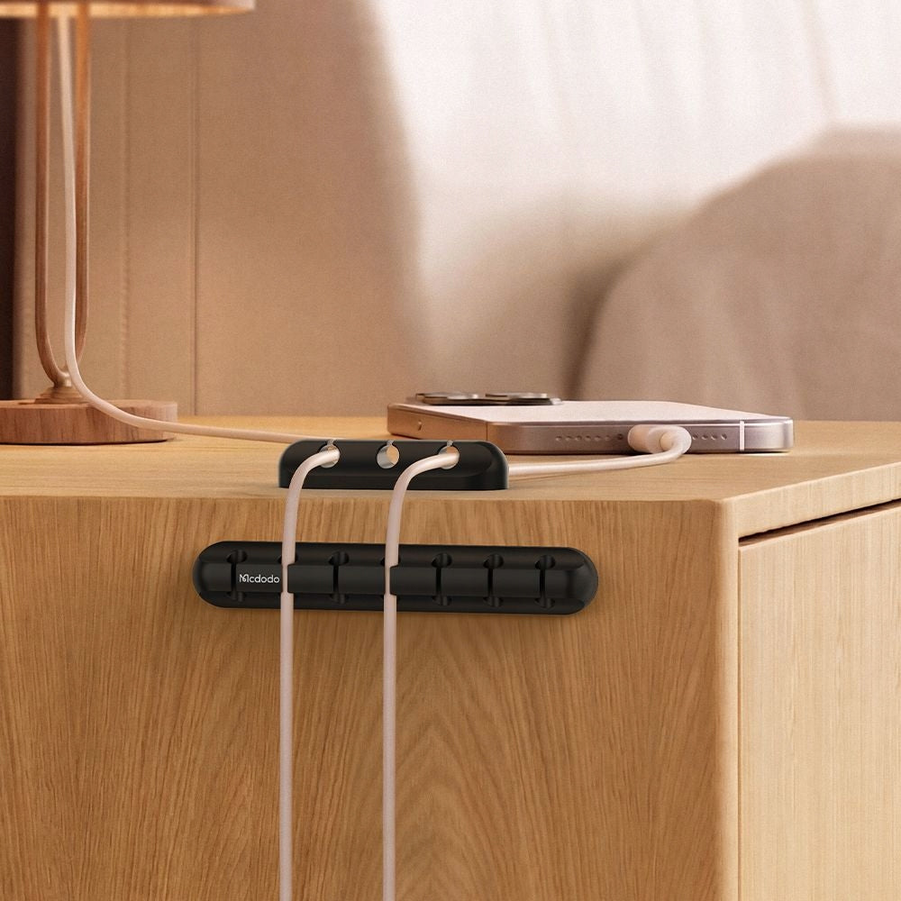 MCDODO CABLE ORGANIZER 2X SELF ADHESIVE DESK HOLDER FOR CAR Packaging status original