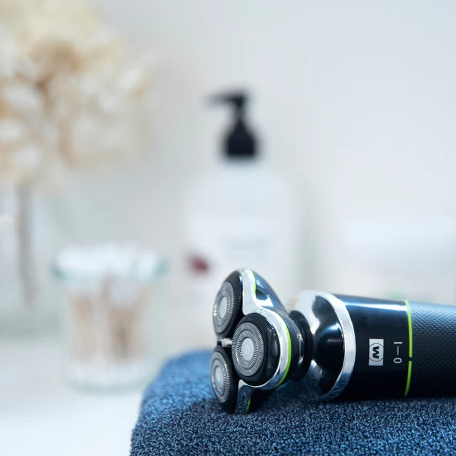 MEN'S CORDLESS ROTARY SHAVER 3 HEADS FOR FACE BEARD 5W CHARGER Manufacturer code 16680051