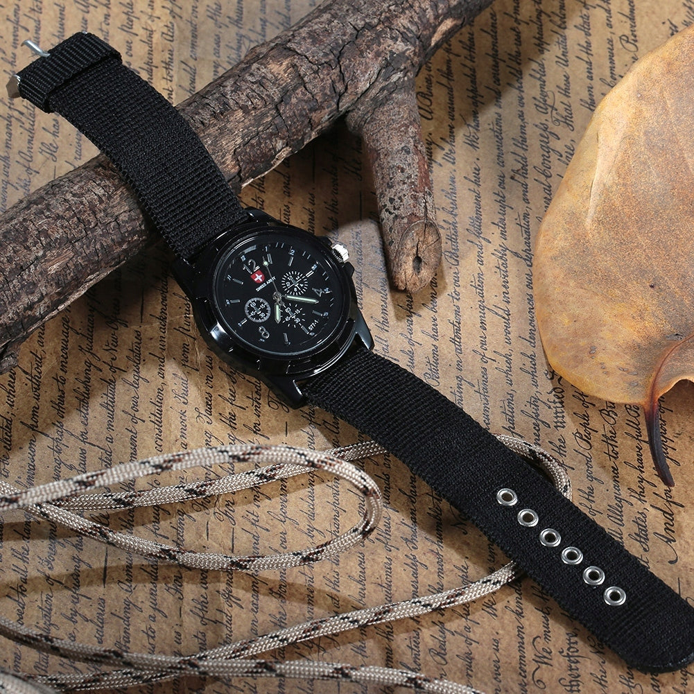 MEN'S MILITARY SPORTS WATCH BLACK Brand no brand