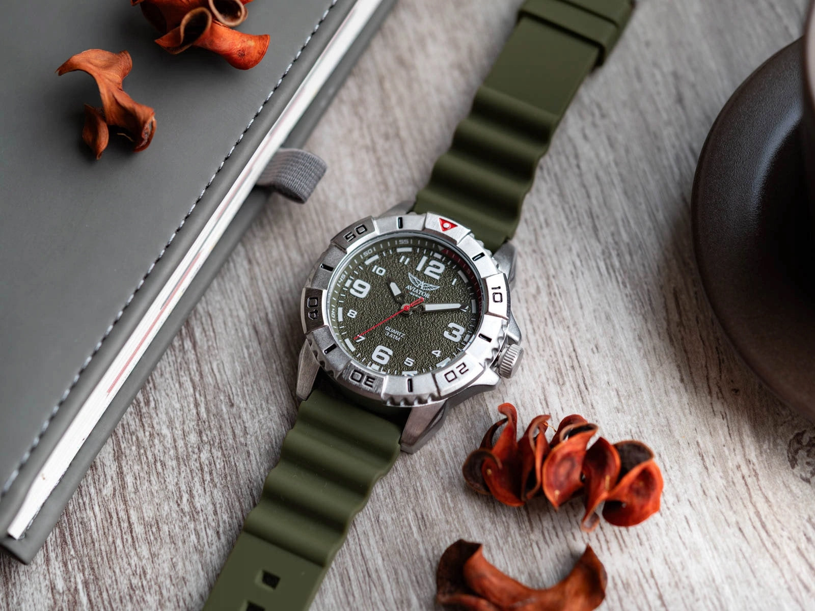 MEN'S WATCH AVIATOR AVAW9680 F-SERIES AIRBORNE GREEN Brand Aviator