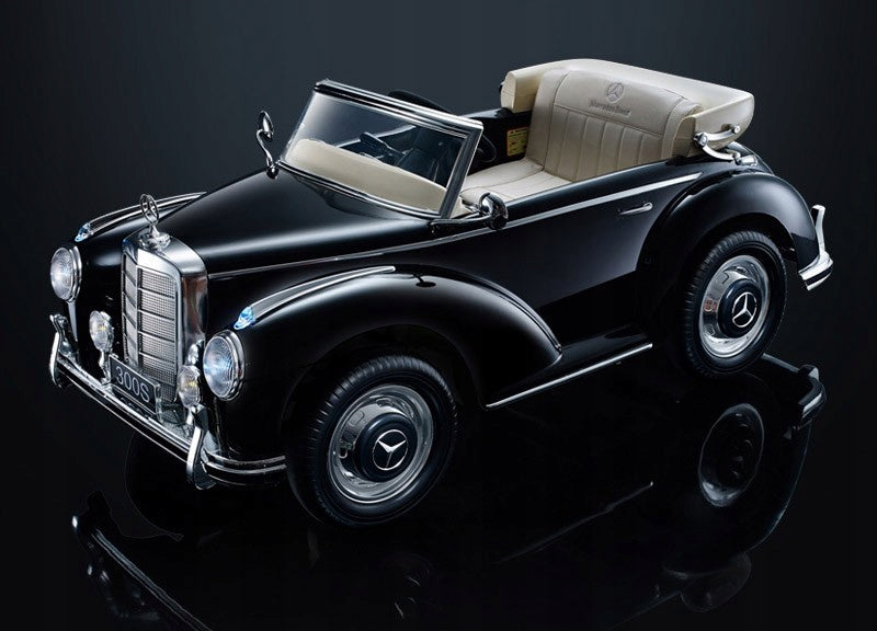 MERCEDES RETRO ELECTRIC AUTO+BATTERY PILOT C Color gray