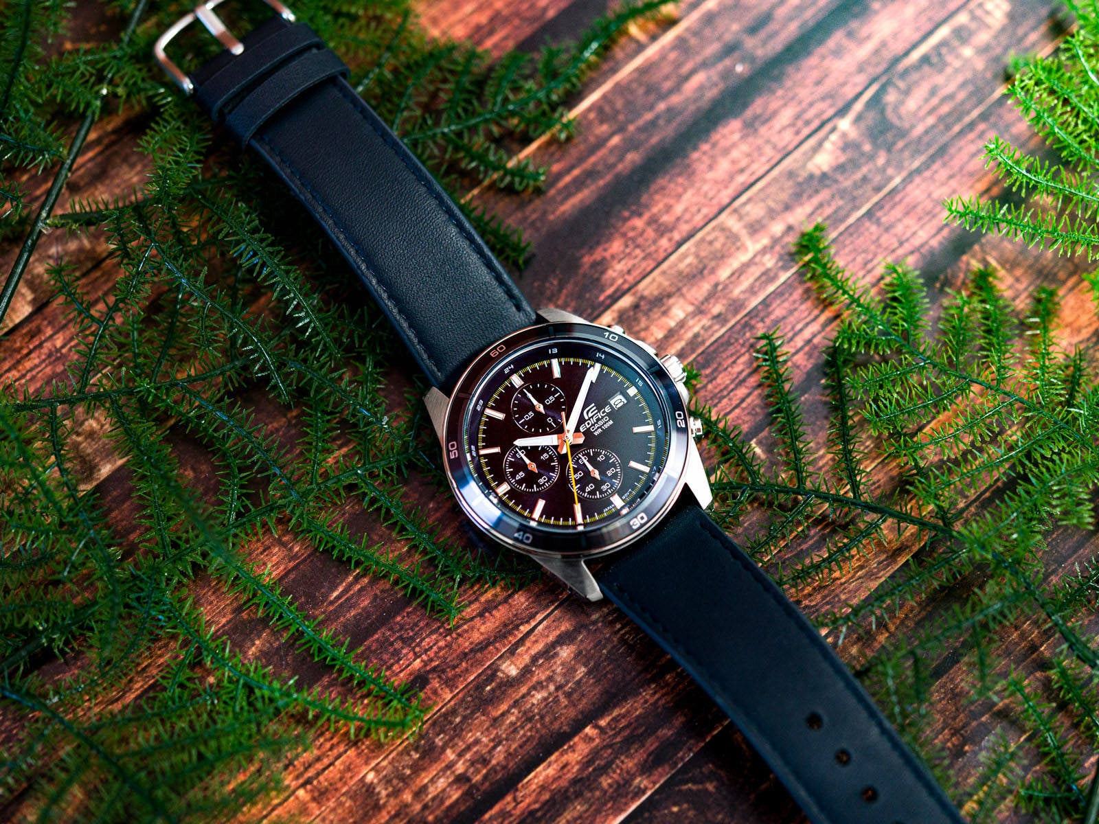 Herrenuhr Casio EFR-526L-2CVUEF 