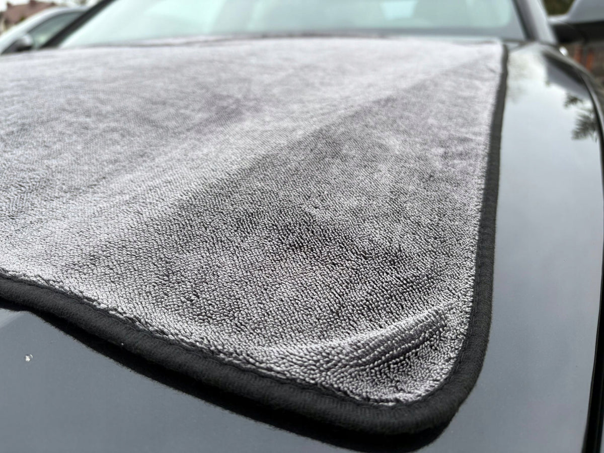 MICROFIBER CAR DRYING AND CARE TOWEL 60x80CM 1000GSM Manufacturer code RĘCZNIK DO OSUSZANIA 60x80CM 1000GSM