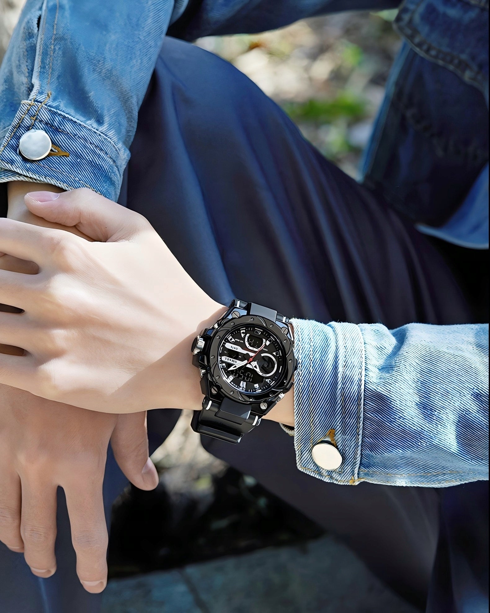 MILITARY CHILDREN'S WATCH SHOCKPROOF WATERPROOF WITH ALARM AND CALENDAR Brand no brand