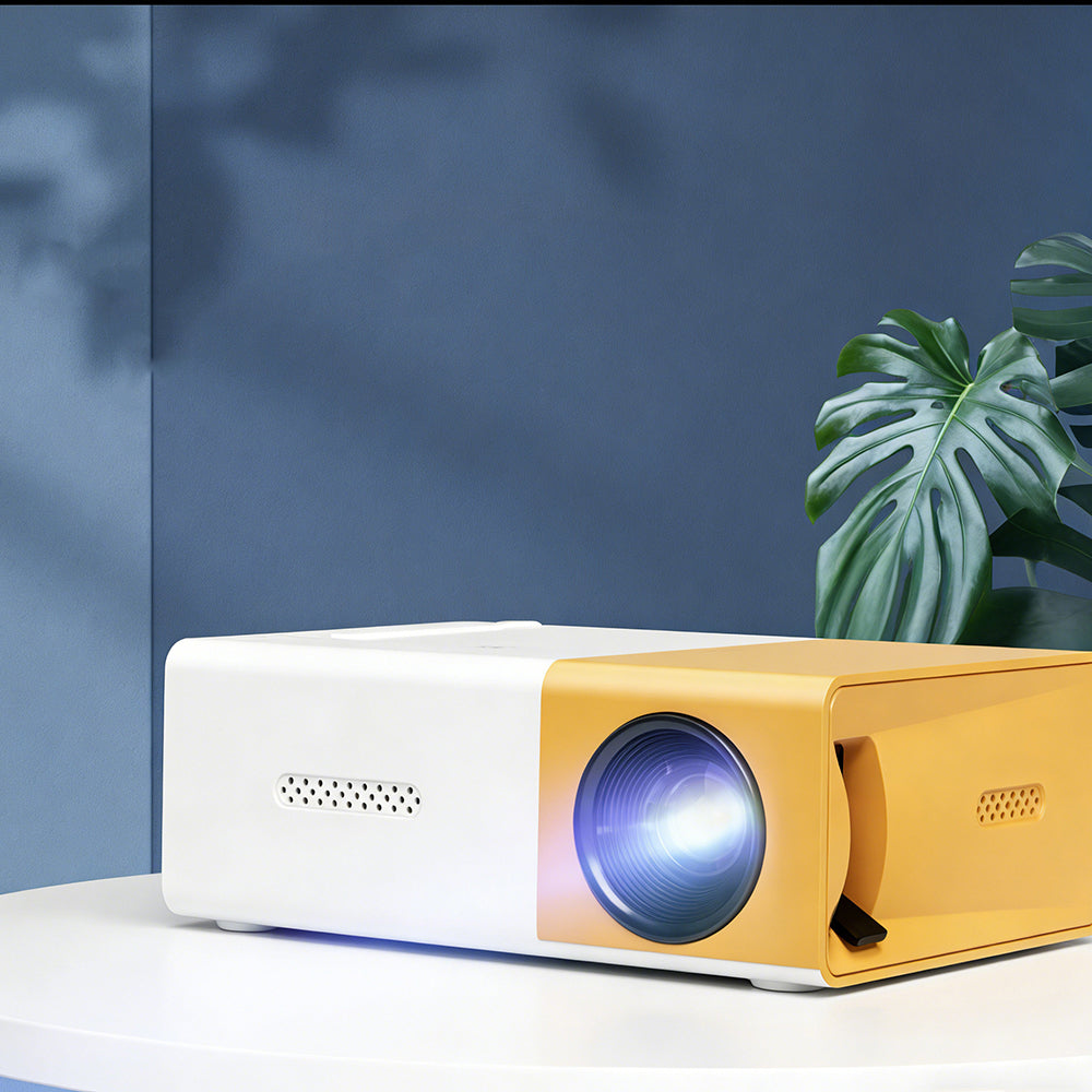 MINI PROJECTOR, PORTABLE SMALL PROJECTOR FOR PHONE, PROJECTOR Packaging status original