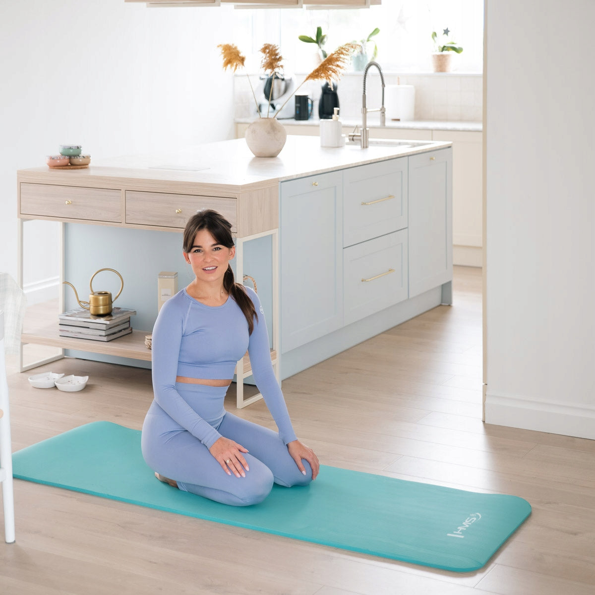 Yogamatte HMS YM04, 183x61x1,5 cm, hellblau 