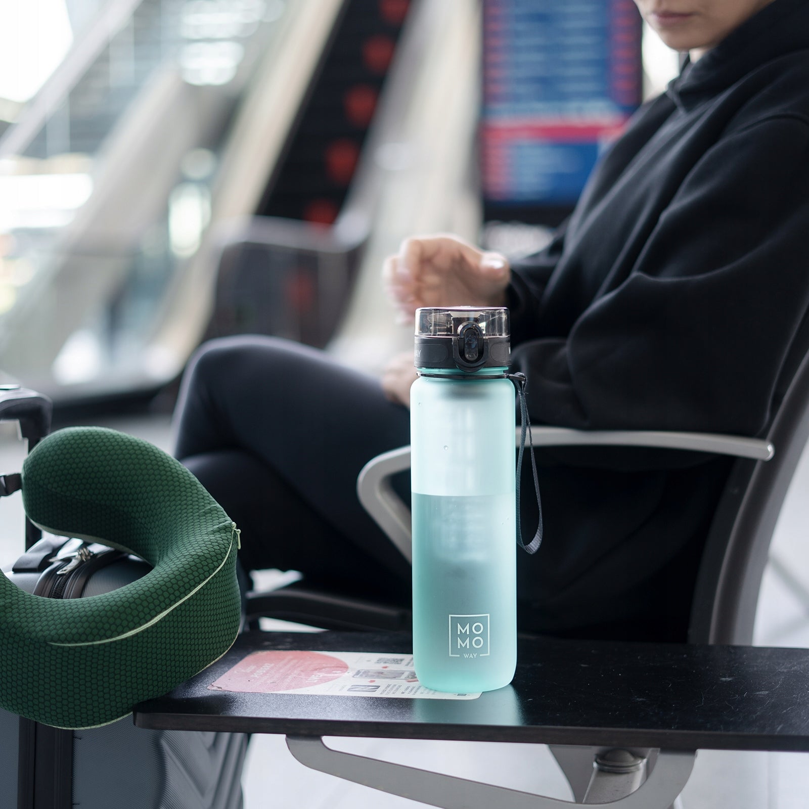 MOMO WAY water bottle green 1L large water bottle with fruit refill bpa free Brand Soxo