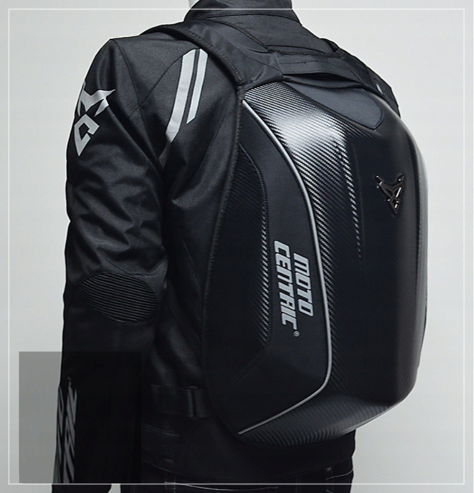 MOTOCENTRIC MOTORCYCLE BACKPACK FOR LAPTOP WATERPROOF BLACK CARBON Manufacturer's catalog number PLECAK MOTOCYKLOWY KORBI