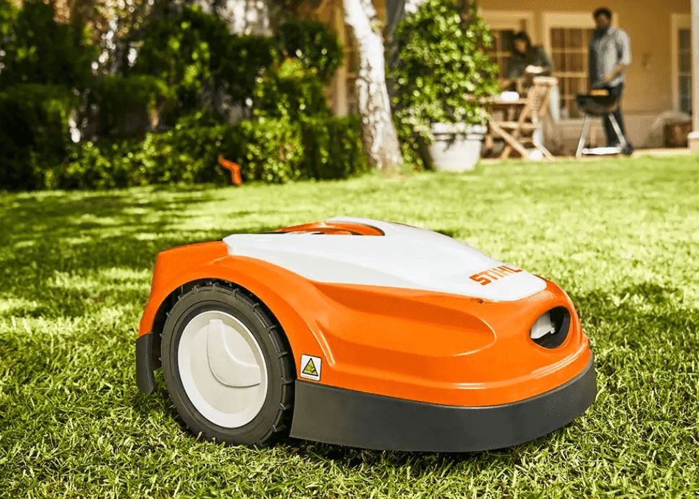 MOWING ROBOT RMI 422.2 STIHL 63010121403 basket area. 800m2 Brand Stihl