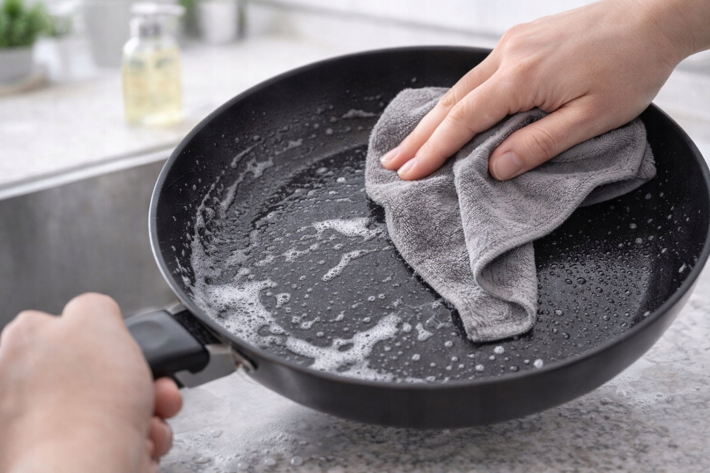 Magic Cleaning Cloths, Pack of 10 (Grey 30 x 30 cm) Manufacturer code 3731193