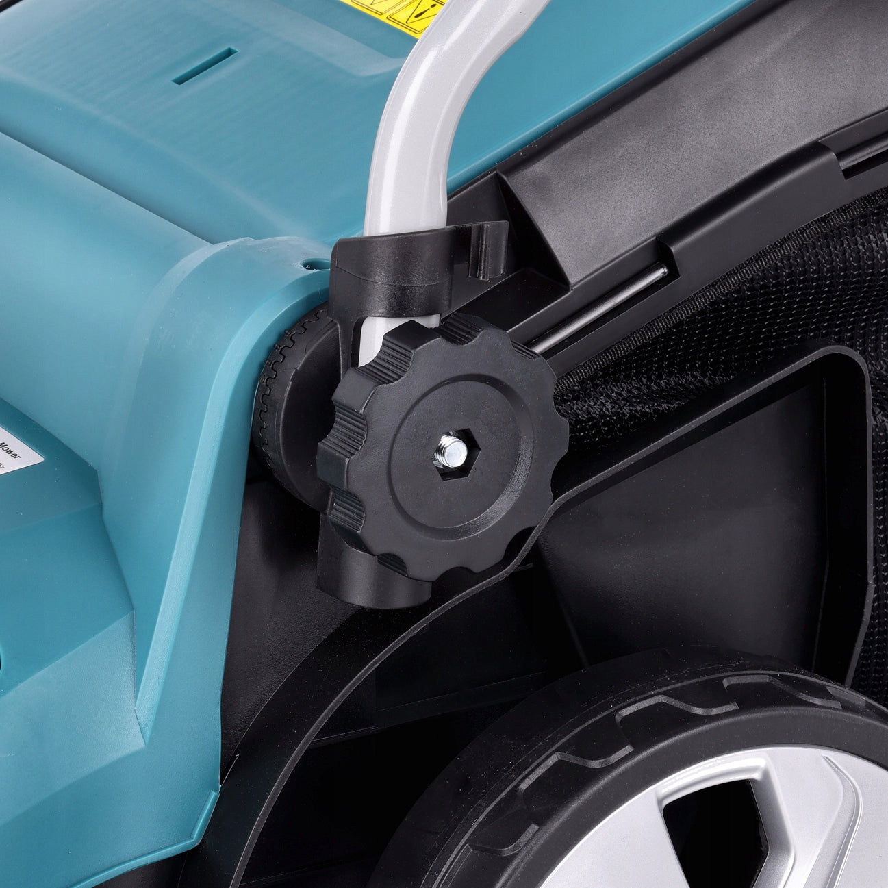 Makita ELM4120 – efficient electric lawn mower up to 600 m² Brand Makita