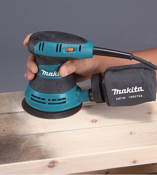 Akku-Schleifer, Makita BO5031, 18 V ohne Akku und Ladegerät 